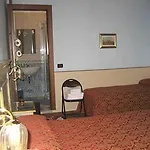 Hotel Residenza Degli Angeli *